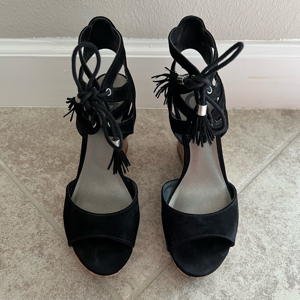 G by Guess Wedge Sandal - Picture 5 of 15